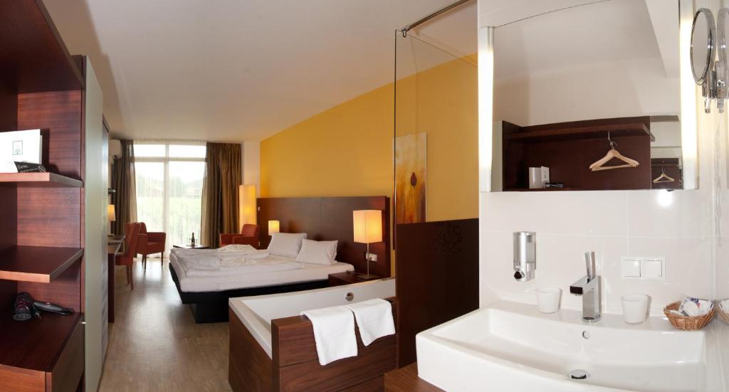 Weinresidenz Sonnleitner - Adults Only Hotel Furth bei Gottweig Room photo